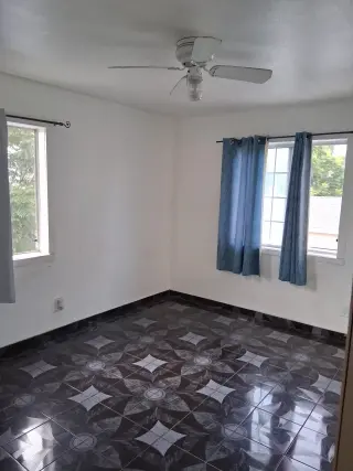 Se renta cuarto grande