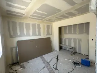 Trabajos de drywall y pintura