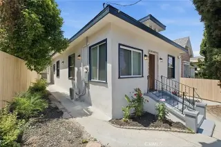 Remodeled home nestled in the heart of Chinatown near to Echo Park