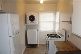 Casa de un dormitorio en El Monte CA, cerca de restaurantes y transporte público