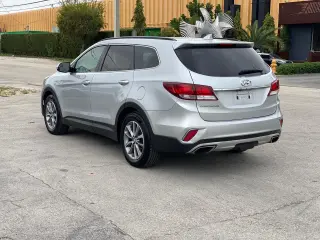 🚘 2017 Hyundai Santa Fe – $7,500 CASH ¡3 Filas de Asientos! 🇨🇺✈️