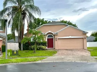 Beautiful gated community Mirabella