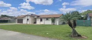 Landlord will pay for all utilitie, includin electricity, water, sewer,pool ment