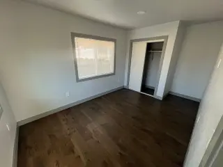 Beautifully renovated 1-bedroom, 1-bath front unit available for rent.