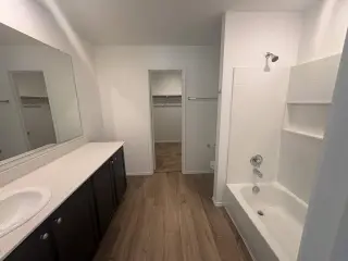 MOVE IN READY