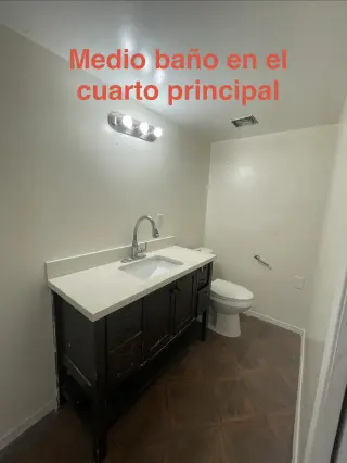 Renta casa 3 Recámaras 1 1/2 Baños $2,700 con billes incluidos(leer requisitos)
