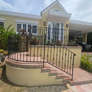 Venta de Casa en Alturas del Remanso SJ