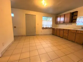 FULLERTON CA Vivienda con servicios incluidos