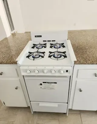 Freshly Updated 1-Bedroom Apartment – Available Now! Gardena, CA
