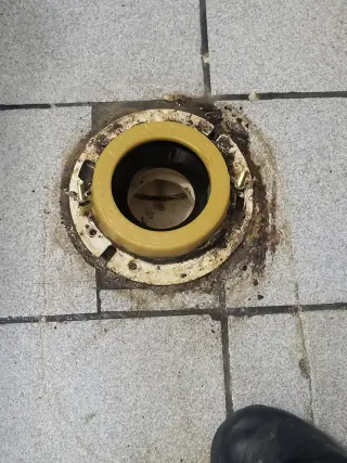 Servicios de Plomería 24/7 - JR Plumbing