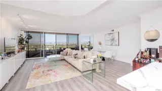 MARINA DEL REY, CA - Vida estilo resort en el corazón de Marina Del Rey
