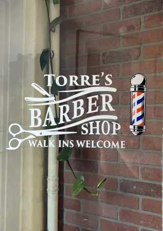 ¡SE SOLICITA BARBERO CON LICENCIA – CONTRATACIÓN INMEDIATA! 💈