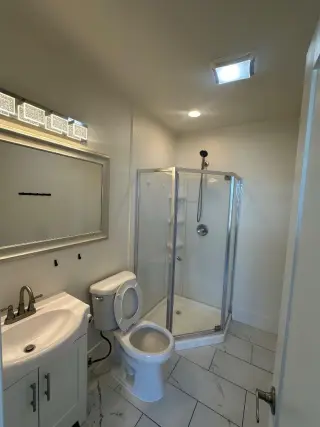 Apartamento moderno en renta – Santa Ana (Grand Ave)! 🏡✨  Hermoso apartamento d