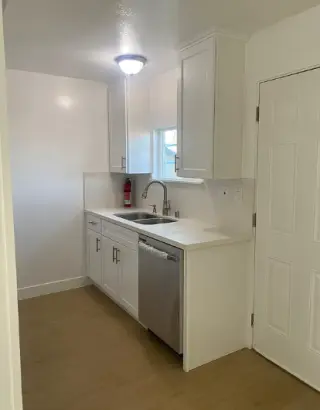 Don't miss this bright and spacious one-bedroom home.