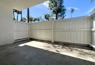 1 Bed 1 bath Apt in Riverside
