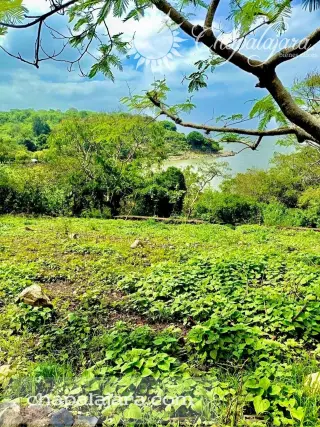 Tlachichilco, Lakefront