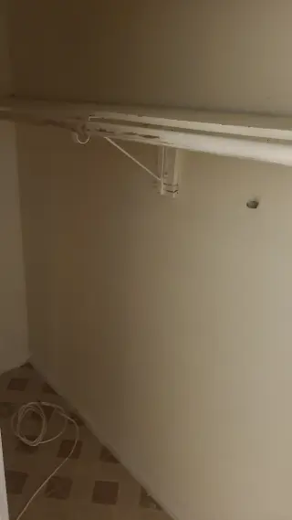 Cuarto grande con baño