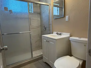 Apartamento de 3 Habitaciones en Renta – $2,750