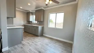 **** BELLO APT. RECIEN REMODELADO | 2ndo Pizo.| 2-Bed, 1-Bath ****