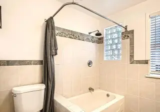 Recently Remodeled charming studio