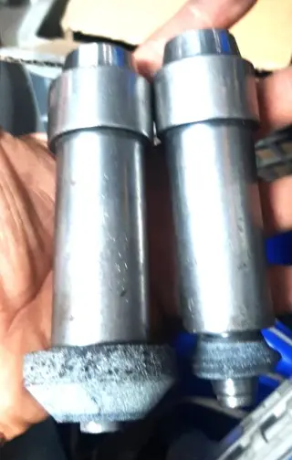 Dos Equipos ara Reparar Culatas