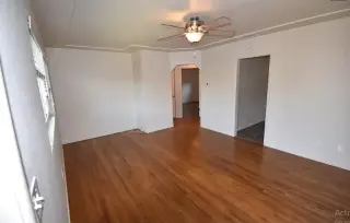 Studio Apartment Utilities Included! Available Now!