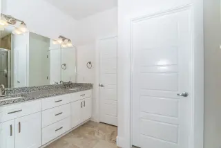 Beautiful 2bedroom and 2.5bathroom available for rent