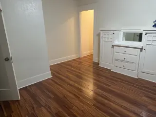 Rento sala grande 700 con billes  incluidos
