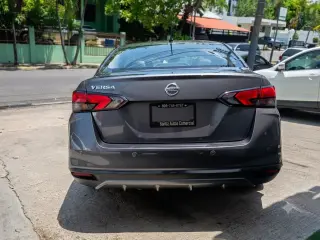 Nissan Versa S 2020 Gris - Santiz Autos