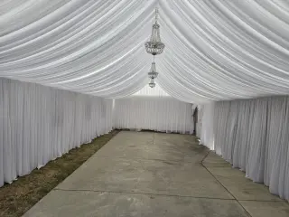 Decoración de tela para carpas