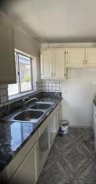 SE RENTA – 1 RECÁMARA / 1 BAÑO – UNIDAD INDEPENDIENTE TRASERA – 90022