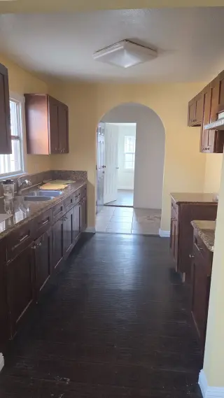 $2700 3-bedroom house for rent / Casa de 3 dormitorios en alquiler por $2700