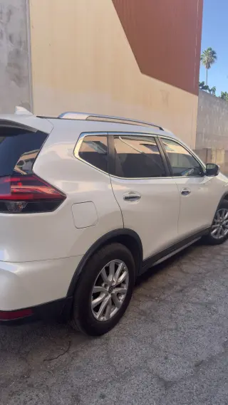 🚙 Nissan Rogue 2020