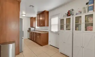 Modern Rental in a Great Area