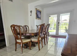 ¡Oportunidad única en la codiciada zona de East Hialeah!