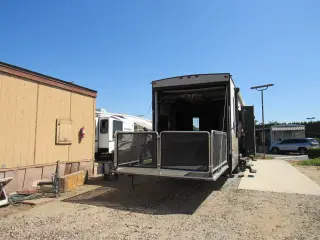 Tiny Home with 1Bedrm/1Bathrm & Bunk Beds for Rent