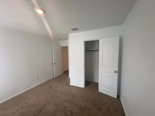 MOVE IN READY