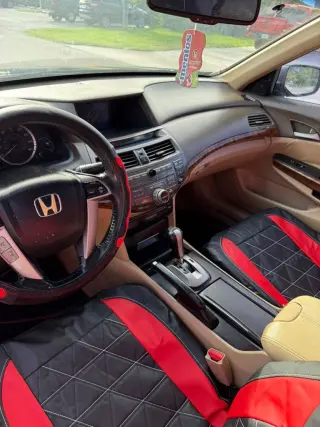 🚘 2009 Honda Accord – $2,400 CASH ¡Título Limpio! 🔧