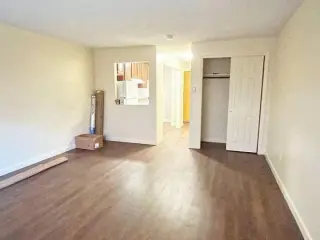 Rento estudio con cocina en Lynwood