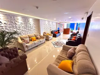 HOTEL QUITUS AIRPORT / 6 MIN DEL AEROPUERTO INTERNACIONAL MARISCAL SUCRE QUITO