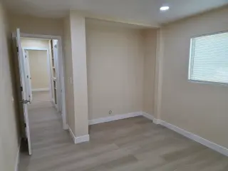 Apartment for Rent - 2BR Unit with Updated Kitchen & Private Patio