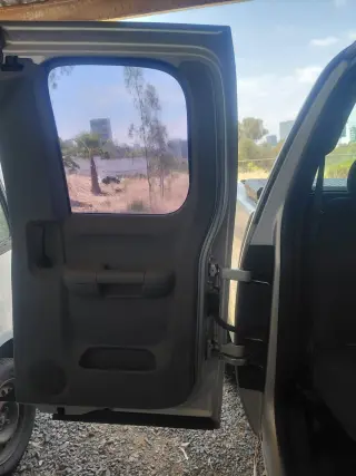 Se Vende Silverado 2500 LS, 2010, con muy poco kilometraje, nacional de agencia