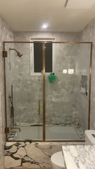 Shower glass , office partitions , espejos led costumetizados