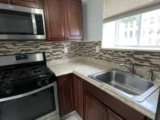 Carl house rental property