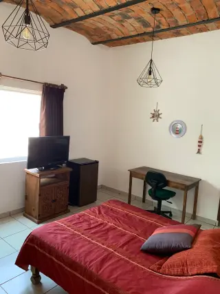 Rento Habitación amueblada todos los servicios