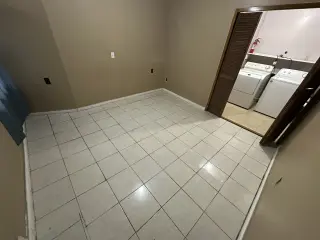 RENTO BONITA, MUY AMPLIA, COMODA, CENTRICA... CASA EN ESQUINA HOUSTON, TX 77023