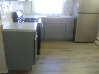 4 bedroom apartment for rent available now