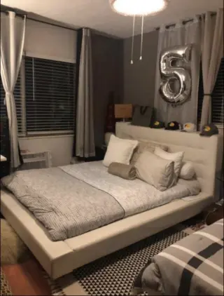 ESPACIO DISPONIBLE HABITACIÓN COMPARTIDA/CABALLERO