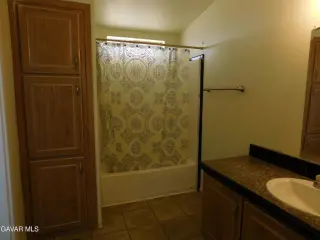 CASA EN ALQUILER — CALIFORNIA CITY, CA