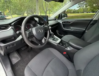 2021 Toyota RAV4 LE AWD